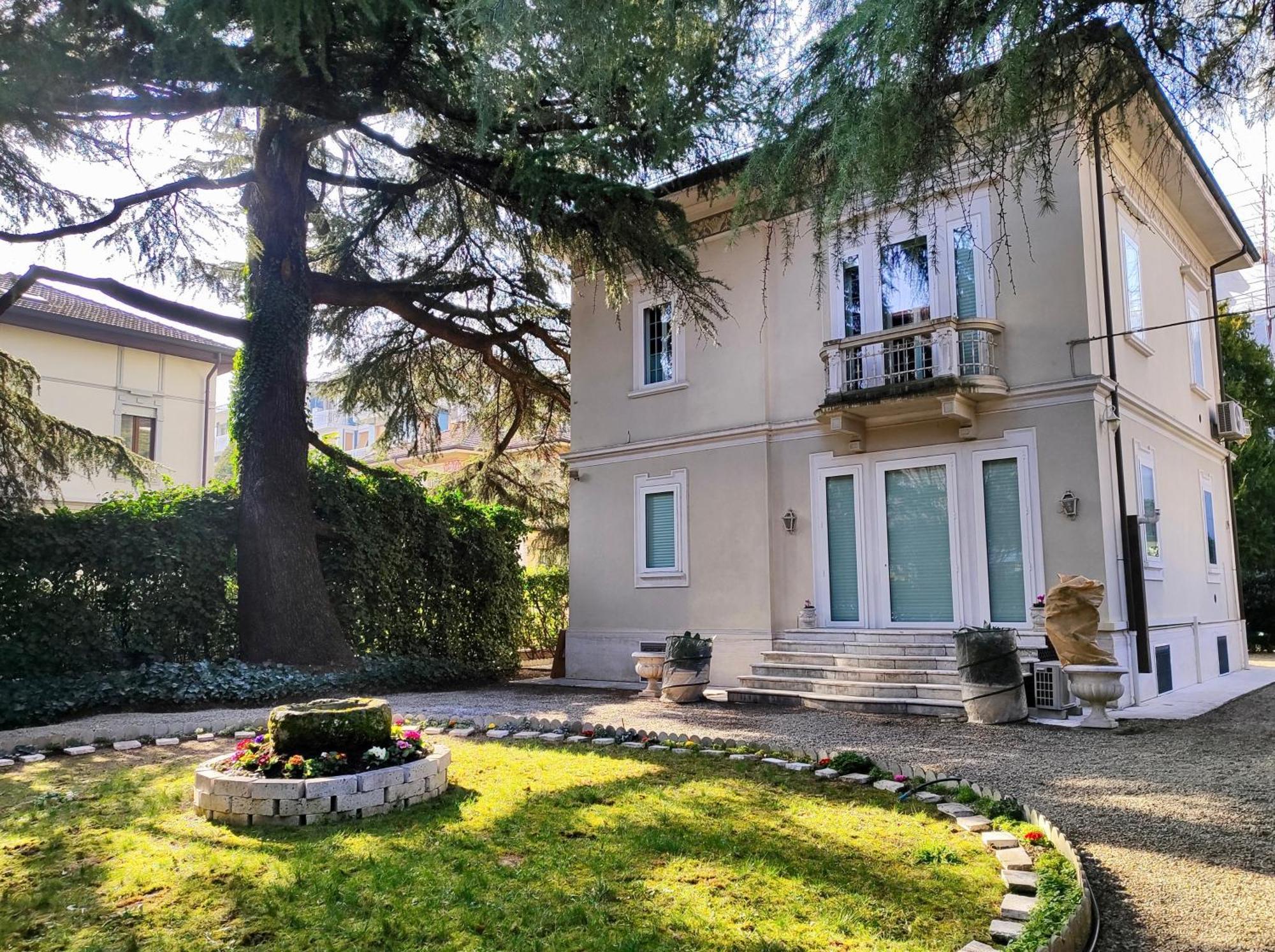 Casa Valli Reggio Emilia Bagian luar foto